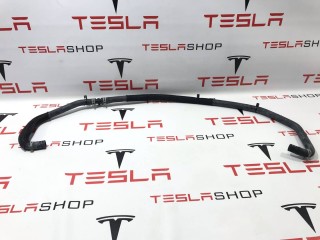 Шланг охлаждения (чарджера), ориг. номер 1006252-00-E, Tesla Model S 2012-2016
