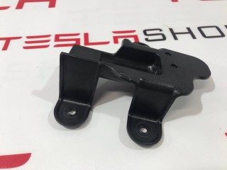 прочая запчасть, ориг. номер 1008413-00-C, Tesla Model S 2012-2016