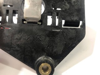 Кронштейн мотора привода люка, ориг. номер 1003242-00-A, Tesla Model S 2012-2016
