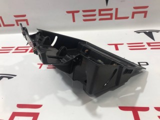 Кронштейн опорный основного монитора, ориг. номер 1002322-00-C, Tesla Model S 2012-2016