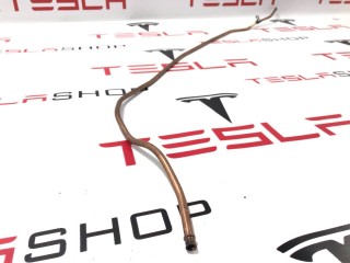 Трубка медная тросика привода люка правая, ориг. номер 6008690-00-E, Tesla Model S 2012-2016