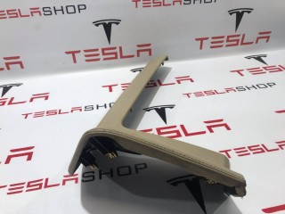 Накладка центральной панели, ориг. номер 1002310-08-D, Tesla Model S 2012-2016