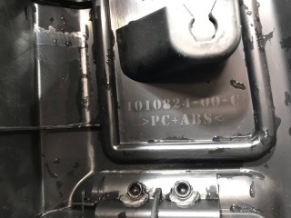 прочая запчасть, ориг. номер 1010824-00-C, Tesla Model S 2012-2016