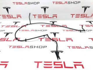 Магистраль омывателя лобового стекла, ориг. номер 1054647-01-A, 1054647-00-A, Tesla Model S 2012-2016