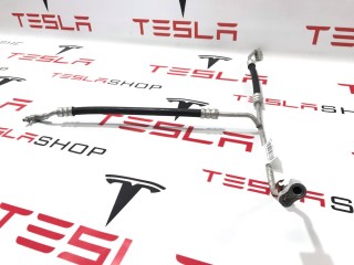 Трубка радиатора кондиционера, ориг. номер 1004294-00-A, Tesla Model S 2012-2016