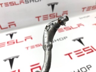 Трубка радиатора кондиционера, ориг. номер 1004294-00-A, Tesla Model S 2012-2016