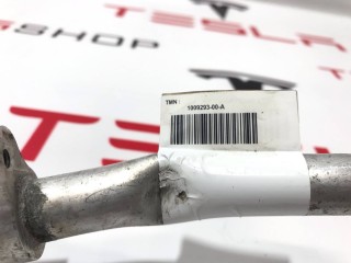 Трубка радиатора кондиционера, ориг. номер 1009293-00-A, Tesla Model S 2012-2016