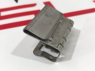 Клипса бокса, ориг. номер 1009509-00-B, Tesla Model S 2012-2016