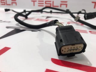 Электропроводка бампера, ориг. номер 1004421-03-N, Tesla Model S 2012-2016