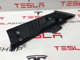 Накладка багажника (под полку), ориг. номер 1010338-00-D, 1016334-00-E, Tesla Model S 2012-2016