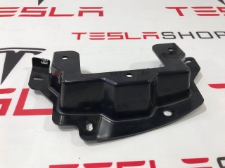 прочая запчасть, ориг. номер 1008901-00-B, Tesla Model S 2012-2016