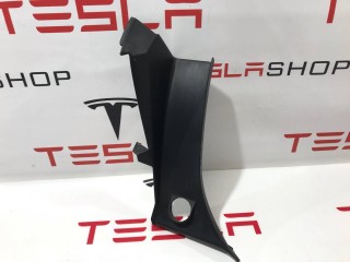 Накладка багажного проема наружная, ориг. номер 1006674-00-G, Tesla Model S 2012-2016