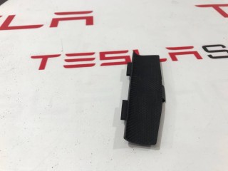 Заглушка болта дверной карты (резиновая), ориг. номер 1002966-00-B, Tesla Model S 2012-2016