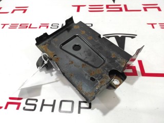Крепление аккумулятора 12V, ориг. номер 1007556-00-C, Tesla Model S 2012-2016
