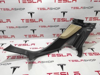 Накладка стойки С, ориг. номер 1008334-00-H, Tesla Model S 2012-2016