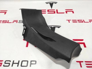Накладка ремня безопасности стойки С, ориг. номер 1024732-00-A, Tesla Model S 2012-2016