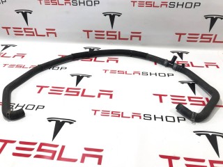 Шланг охлаждения (чарджера), ориг. номер 1006252-00-E, Tesla Model S 2012-2016