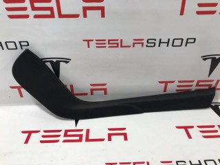 Панель центрального тоннеля, ориг. номер 1005365-01-C, Tesla Model S 2012-2016