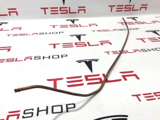 Трубка медная тросика привода люка правая, ориг. номер 6008690-00-E, Tesla Model S 2012-2016