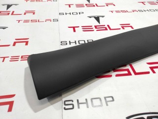 Накладка порога рокерной панели, ориг. номер 1497744-00-B, 1493632-90-B, Tesla Model Y 2020-2026