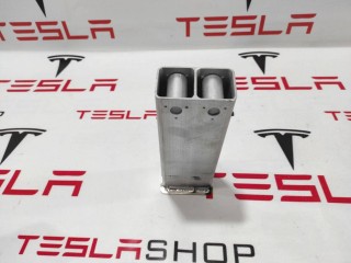 прочая запчасть, ориг. номер 1109193-00-B, Tesla Model 3 2017-2021