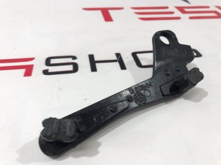Кронштейн направляющая люка, ориг. номер 6008675-00-E, Tesla Model S 2012-2016