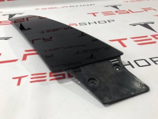 Накладка стойки B, наружная, ориг. номер 1004535-00-B, Tesla Model S 2012-2016