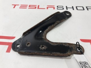 Кронштейн крепления подрамника, ориг. номер 6008490-00-A, Tesla Model S 2012-2016
