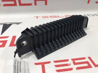 Кронштейн крепления электропроводки, ориг. номер 1008964-00-B, Tesla Model S 2012-2016
