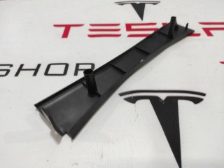Накладка стойки А, (средняя высота), ориг. номер 1007711-00-C, Tesla Model S 2012-2016