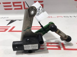 Датчик уровня пневмоподвески, ориг. номер 6006514-00-B, Tesla Model S 2012-2016