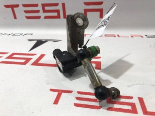 Датчик уровня пневмоподвески, ориг. номер 6006514-00-B, Tesla Model S 2012-2016