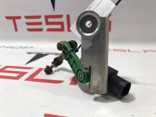 Датчик уровня пневмоподвески, ориг. номер 6006514-00-B, Tesla Model S 2012-2016