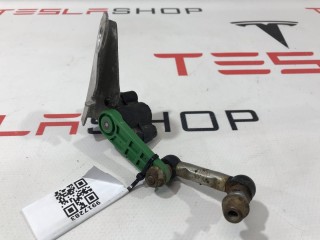 Датчик уровня пневмоподвески, ориг. номер 6006514-00-B, Tesla Model S 2012-2016