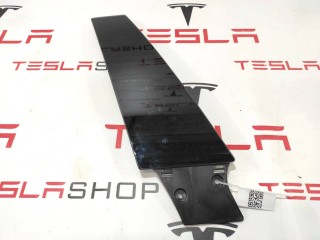 прочая запчасть, ориг. номер 1004535-00-B, Tesla Model S 2012-2016