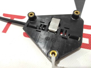 Кронштейн мотора привода люка, ориг. номер 6008694, 1003242-00-A, Tesla Model S 2012-2016