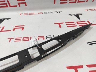 прочая запчасть, ориг. номер 1011685-00-C, Tesla Model S 2012-2016
