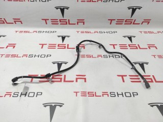 Дренажная трубка панорамной крыши, ориг. номер 1013244-00-F, 1013245-00-F, Tesla Model S 2012-2016