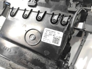 Воздуховод центральной панели (водительский), ориг. номер 4KL.820.901, Audi e-tron 2018-2023