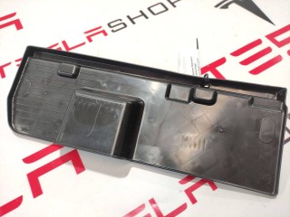 Крышка бортового компьютера, ориг. номер 1468367-00-A, Tesla Model 3 2017-2021