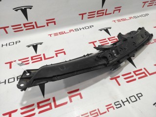 Накладка гриля бампера переднего верхняя, ориг. номер 1047021-00-E, Tesla Model X 2015-2021