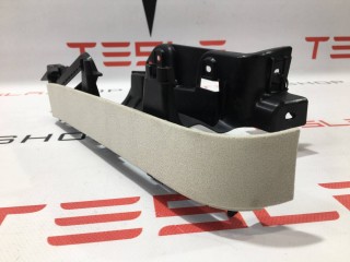 Накладка подъемной задней двери, ориг. номер 1055010-07-J, Tesla Model X 2015-2021