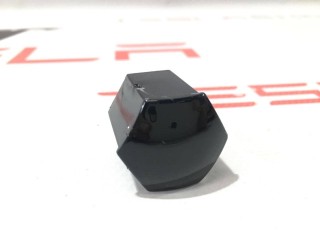 Колпачек колесной гайки, ориг. номер 1023838-00-A, 1027010-02-A, Tesla Model X 2015-2021