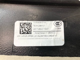 Накладка стойки А, ориг. номер 1035939-07-G, Tesla Model X 2015-2021
