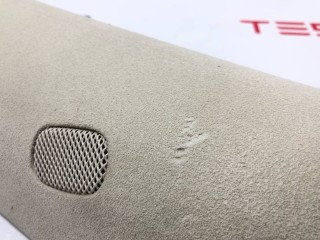 Накладка стойки А, ориг. номер 1035939-07-G, Tesla Model X 2015-2021