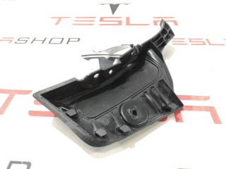 Обтекатель накладки порога, ориг. номер 1608089-00-B, Tesla Model X рест 2021-2026