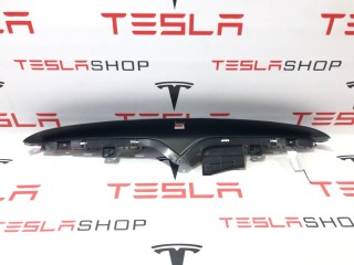 Накладка гриля бампера переднего верхняя, ориг. номер 1617073-00-A, Tesla Model X рест 2021-2026