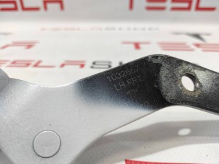 прочая запчасть, ориг. номер 1032667-00-L, Tesla Model X  [рестайлинг] 2021-2026