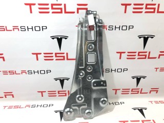 Кронштейн багажника боковой, ориг. номер 1051361-S0-D, 1086805-00-A, Tesla Model X 2015-2021
