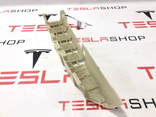 Кронштейн внешний сидений 2-го ряда, ориг. номер 1089759-00-B, Tesla Model X 2015-2021